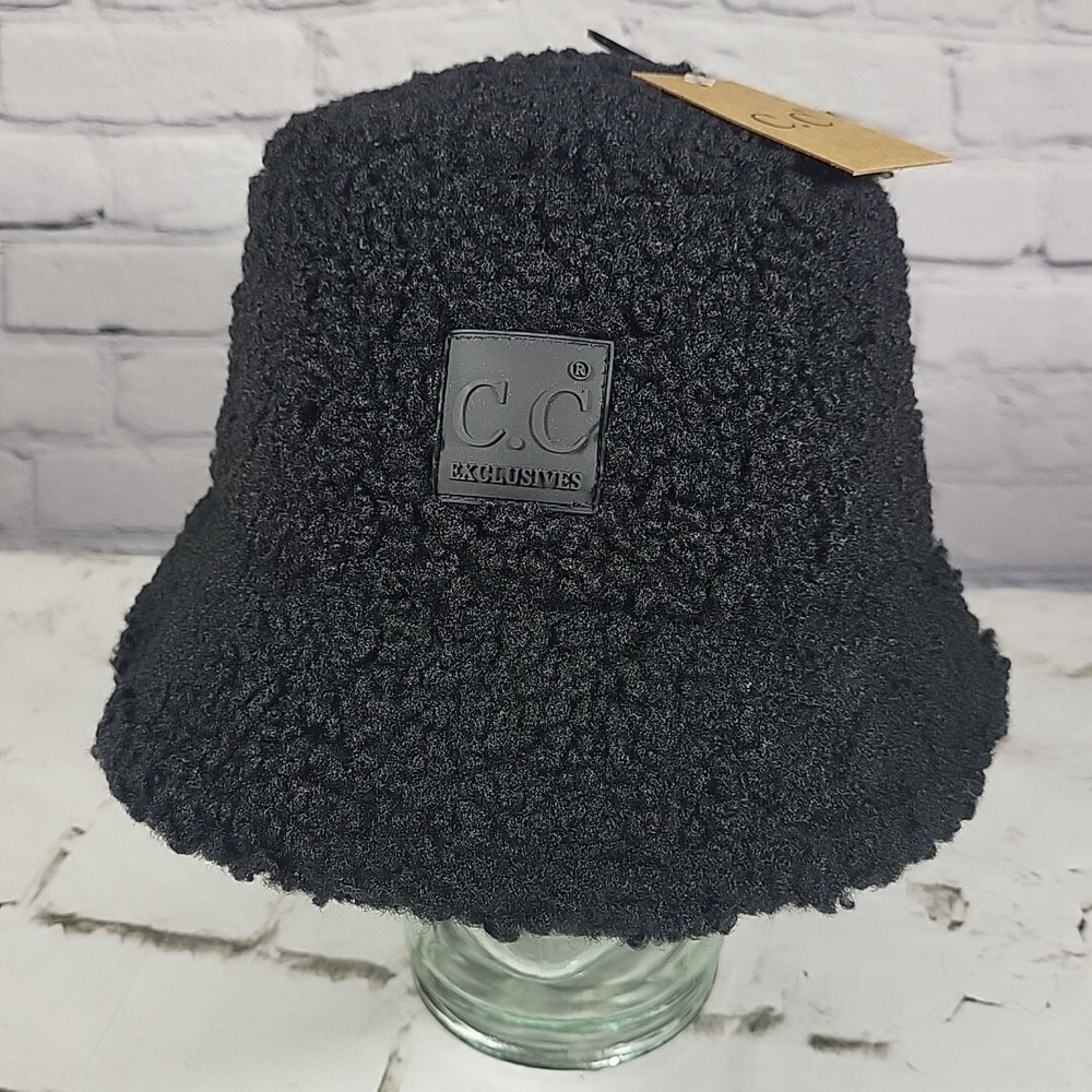 C.C Exclusive‎ Bucket Hat Black Sherpa Womens New With Tags